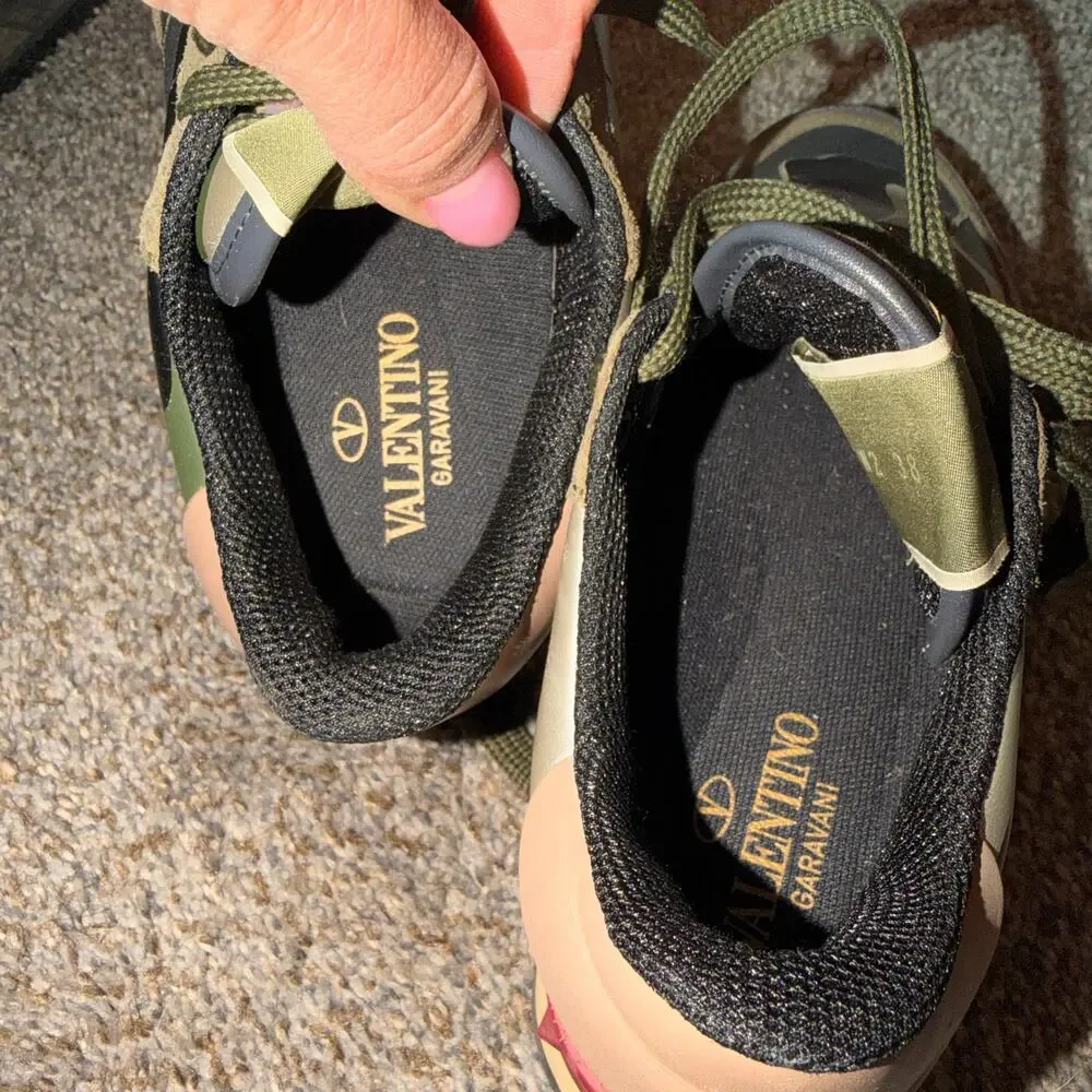 VALENTINO GARAVANI Women's Rockrunner Camouflage Lace-Up Sneakers Size 38/US8